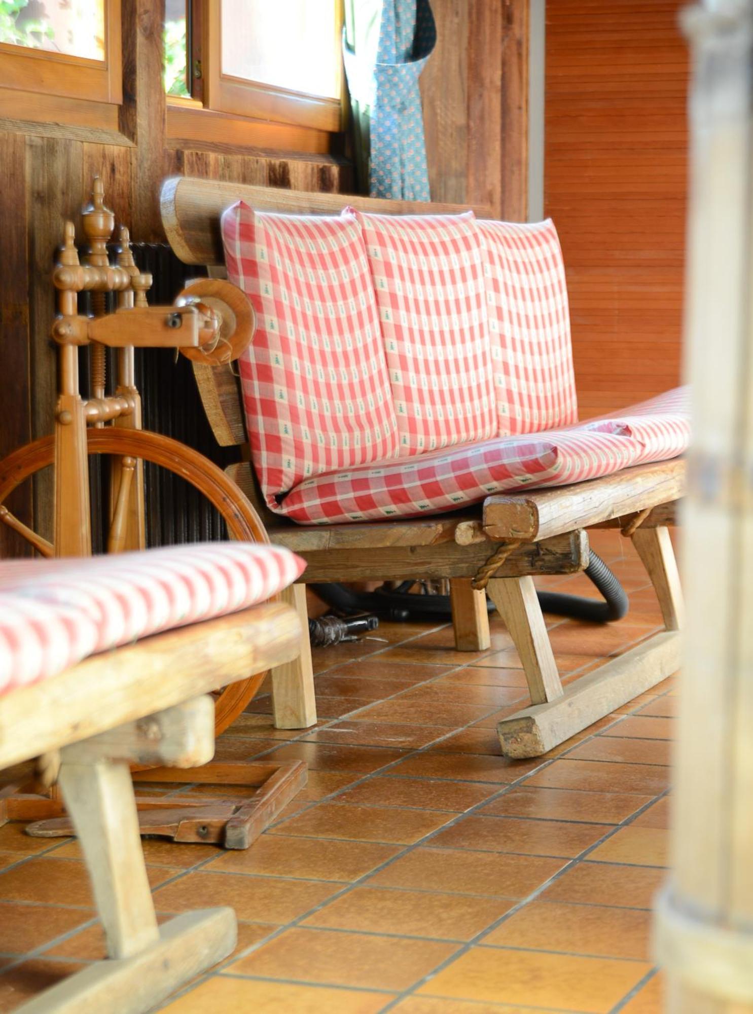 Hotel-Spa Le Morillon Charme & Caractere Exterior photo